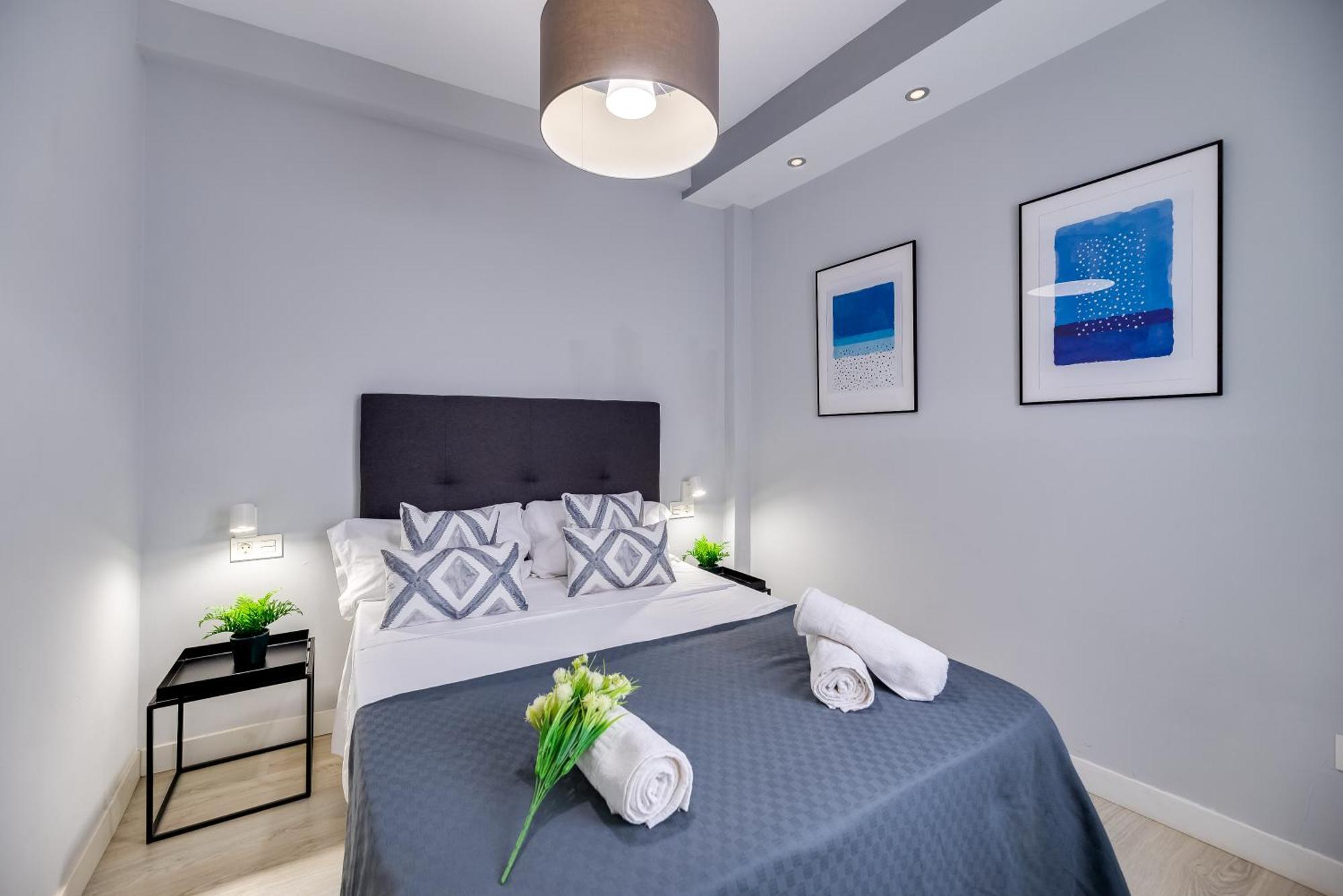 Xpce Merced Square - Picasso Malaga Ngoại thất bức ảnh