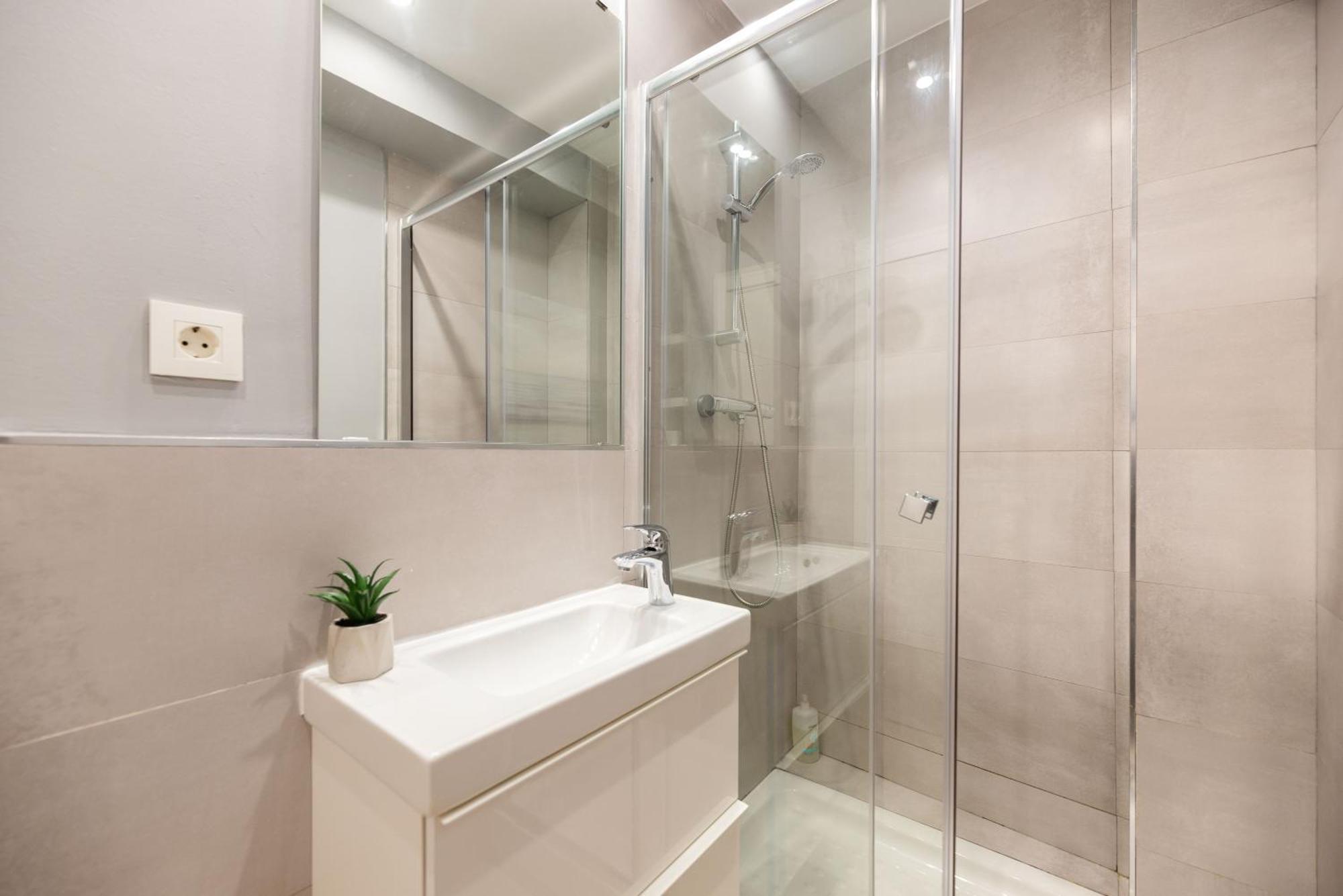 Xpce Merced Square - Picasso Malaga Ngoại thất bức ảnh